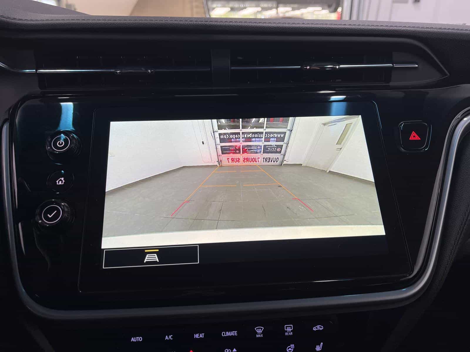 2023 Chevrolet Bolt EV LT - Image 18