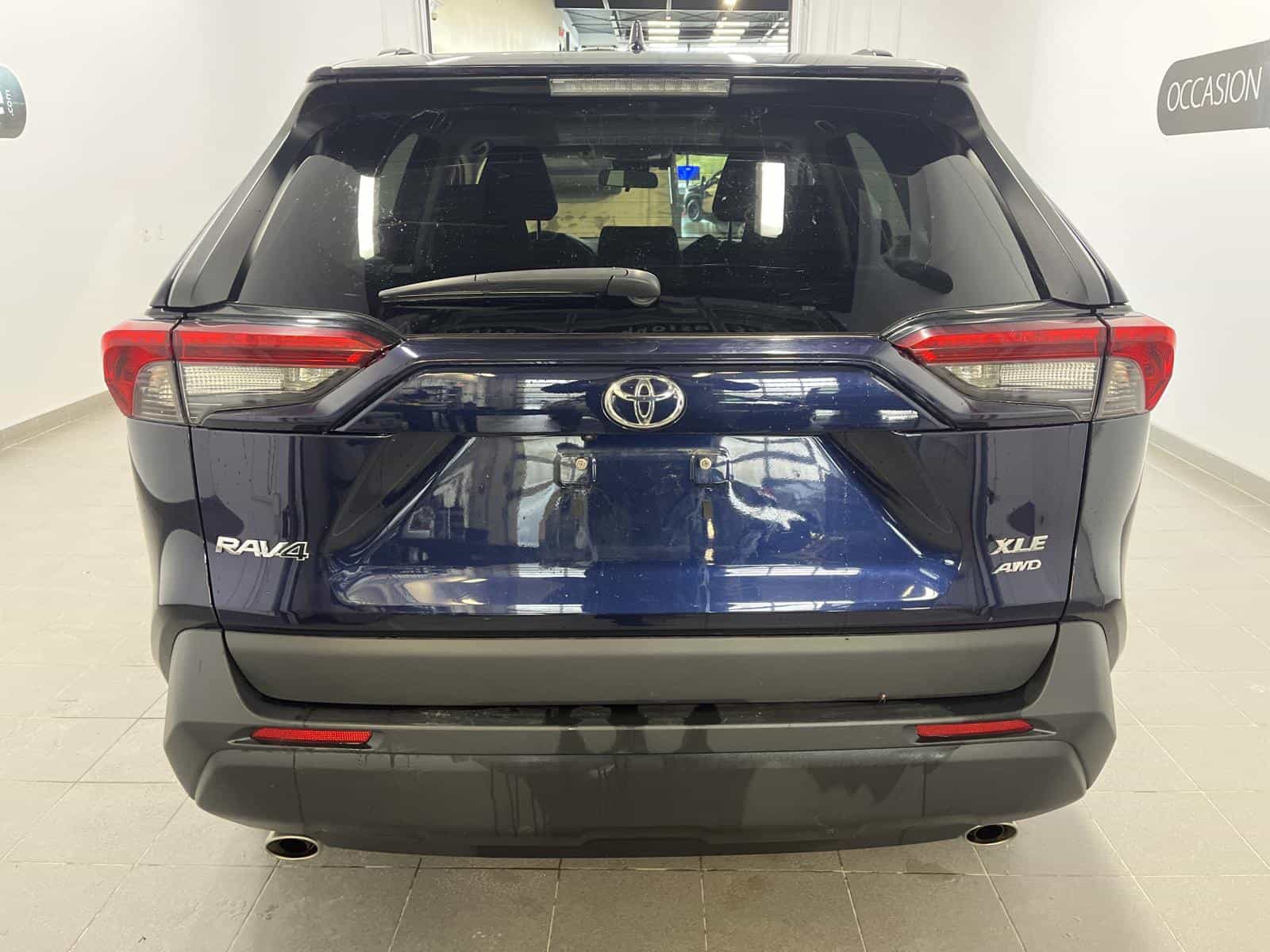 Image 4 Toyota Rav4 XLE 2022