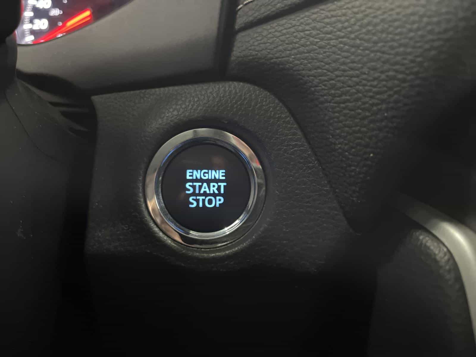 2022 Toyota Rav4 XLE - Image 14