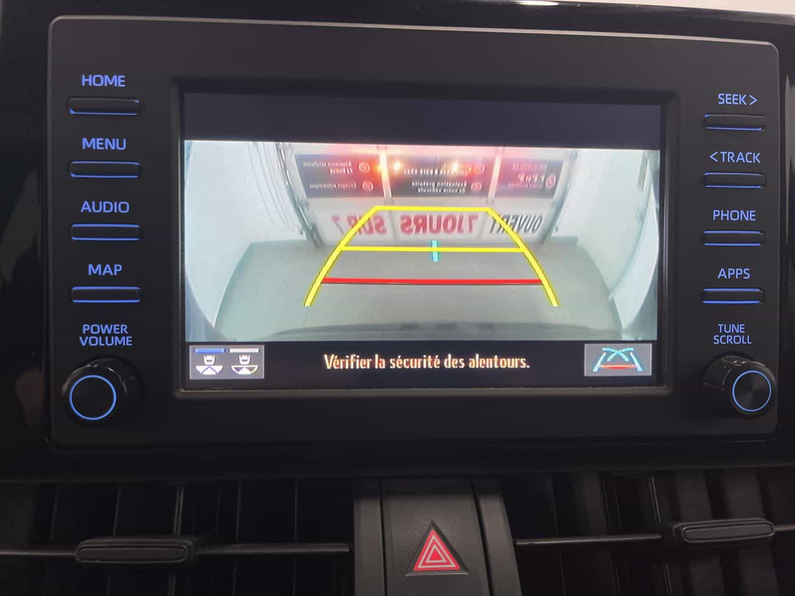 2022 Toyota Rav4 XLE - Image 18