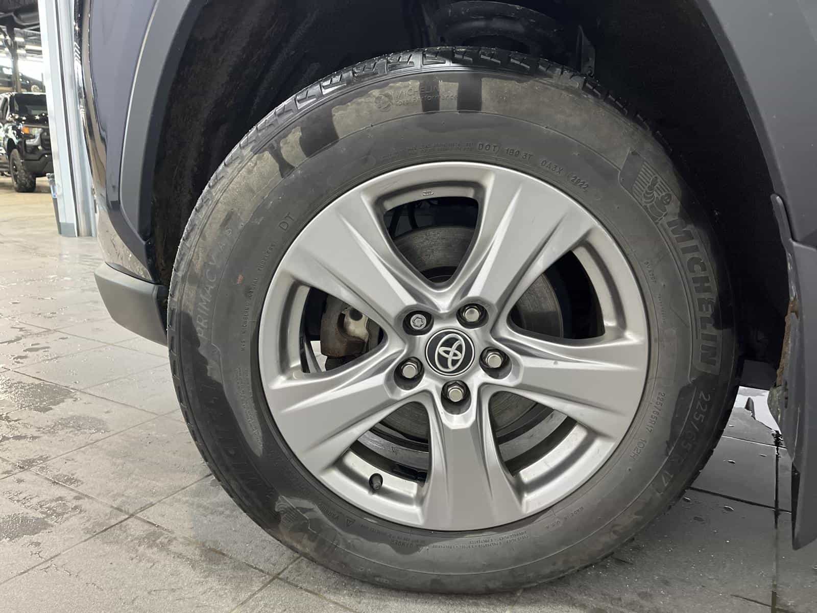 Image 22 Toyota Rav4 XLE 2022