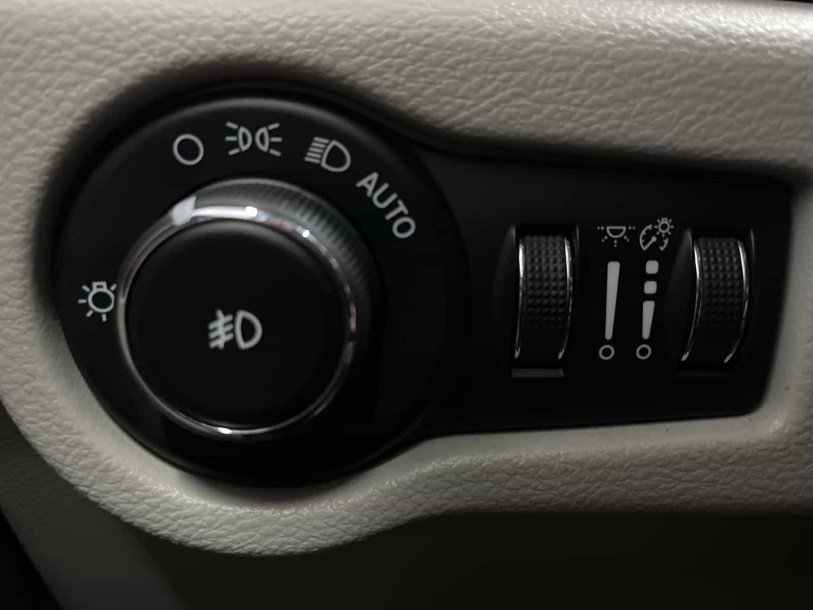 Image 16 Chrysler Pacifica Touring L 2018