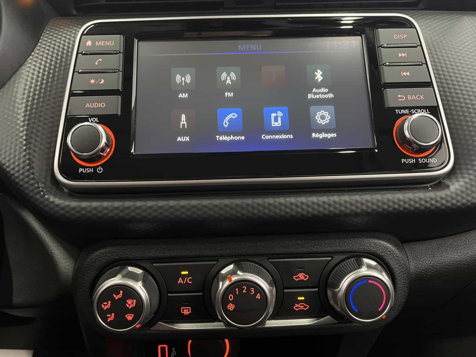 Image 16 Nissan Kicks S 2023