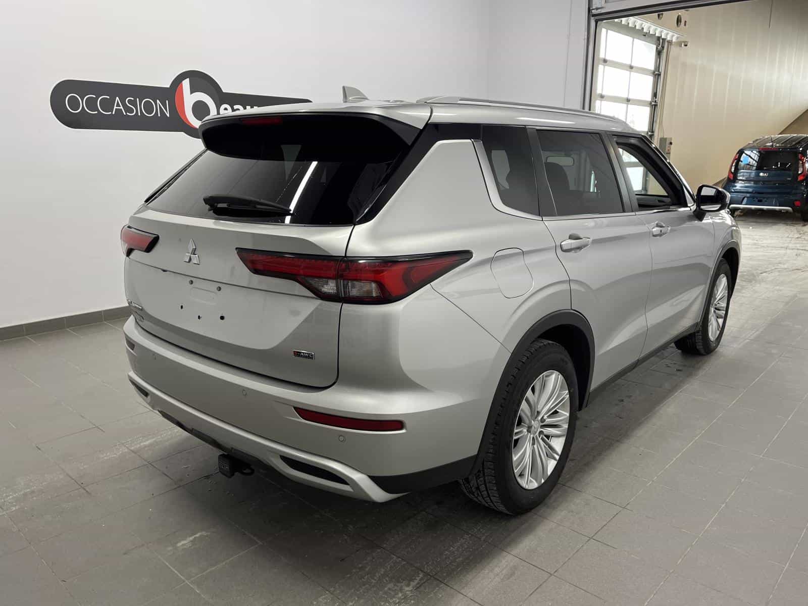 Image 5 Mitsubishi Outlander SE 2022