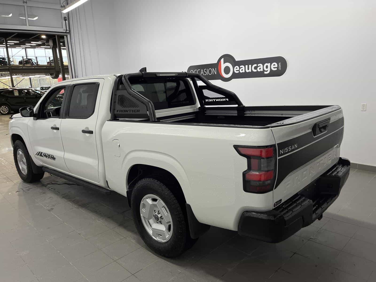 Image 3 Nissan Frontier SV 2024