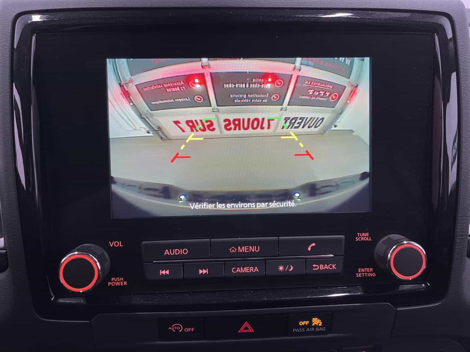 2024 Nissan Frontier SV - Image 17