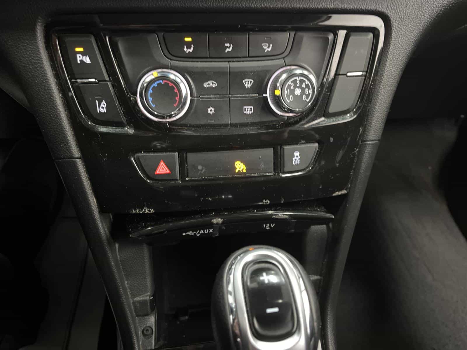 2021 Buick Encore Preferred - Image 16