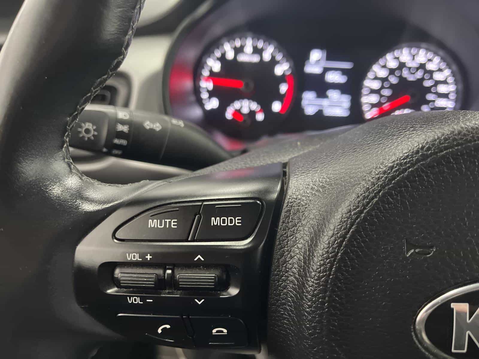 2020 Kia Rio LX - Image 13