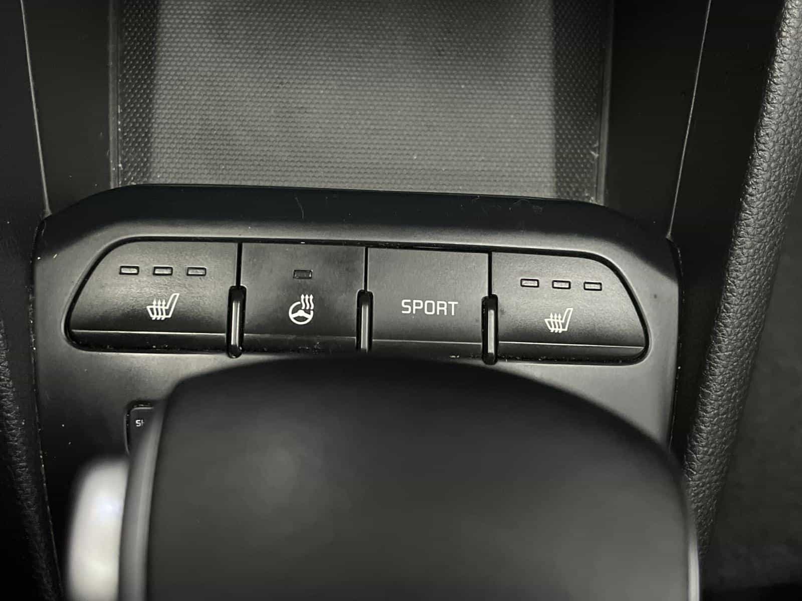 2020 Kia Rio LX - Image 15