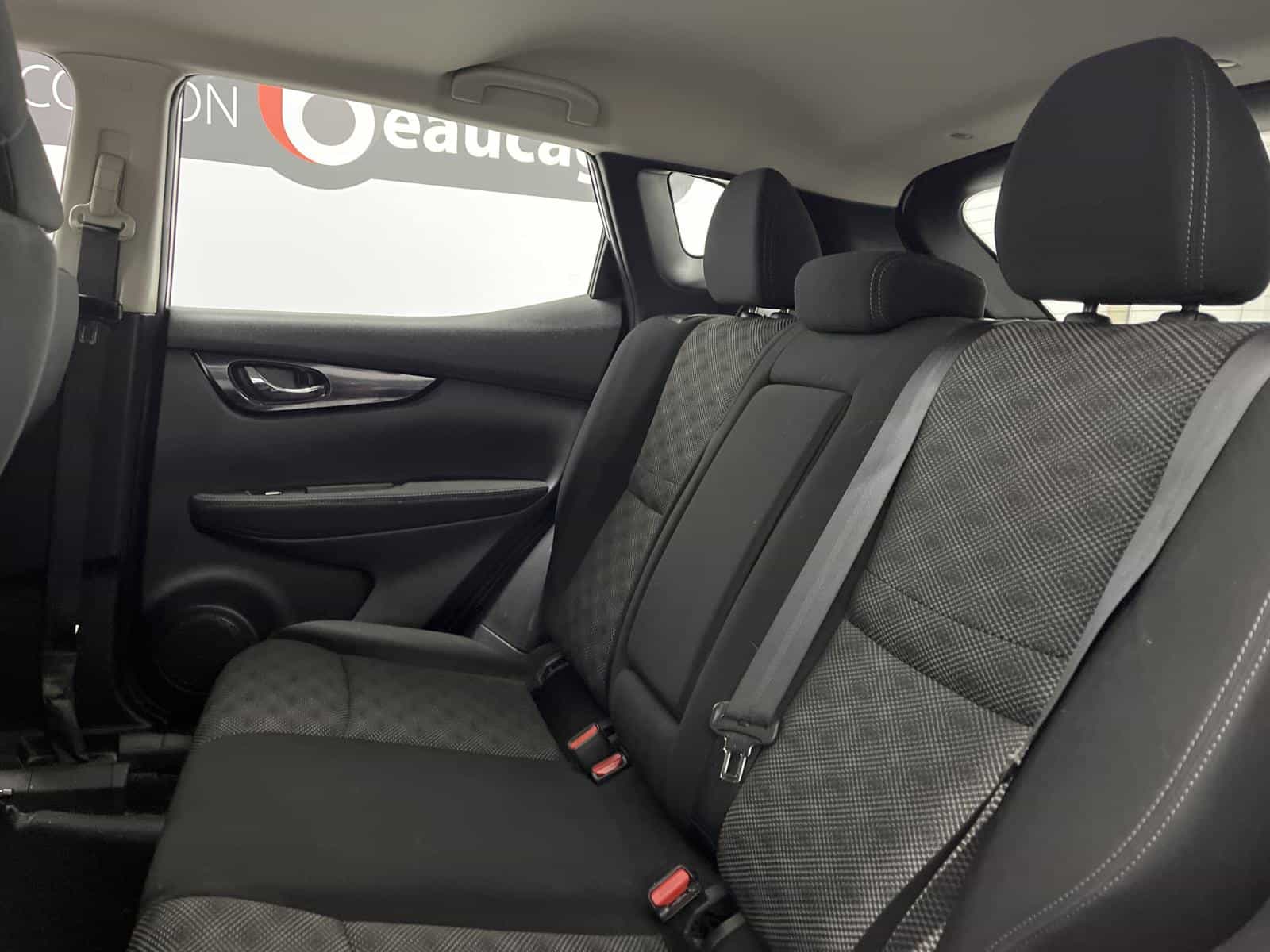 2017 Nissan Qashqai SV - Image 9