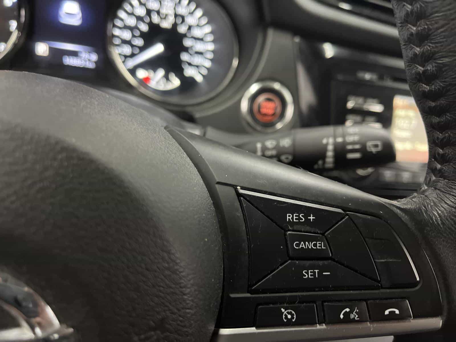 2017 Nissan Qashqai SV - Image 14