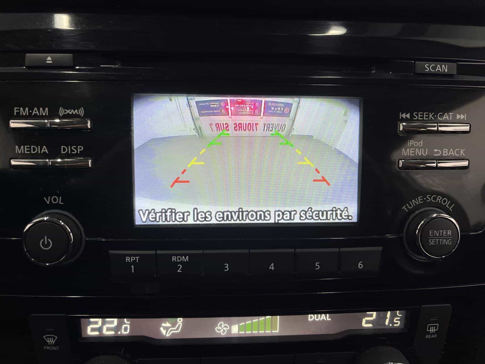 2017 Nissan Qashqai SV - Image 18