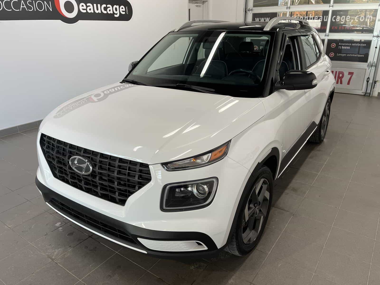 Image 1 Hyundai Venue Trend 2020