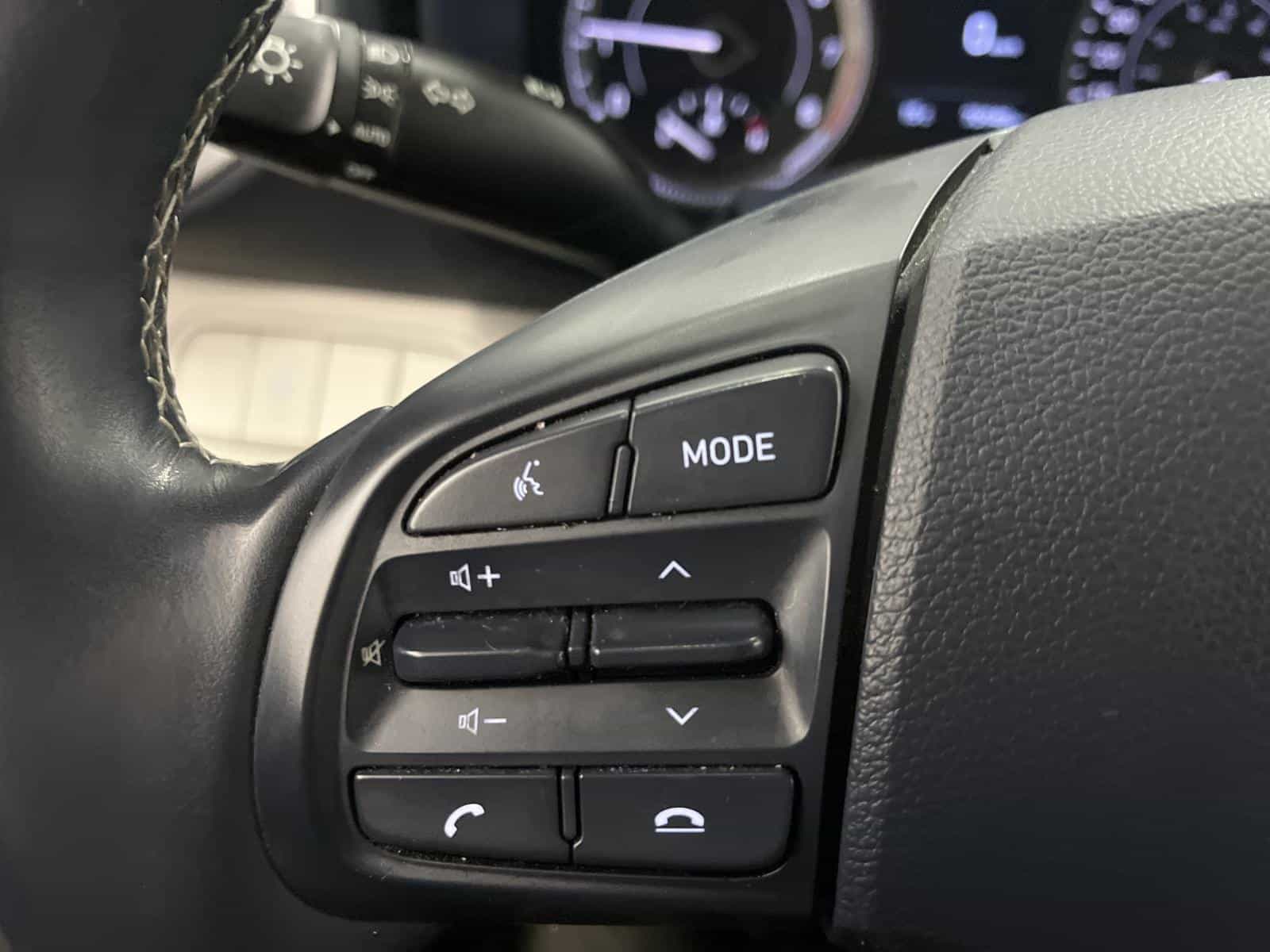 2020 Hyundai Venue Trend - Image 14