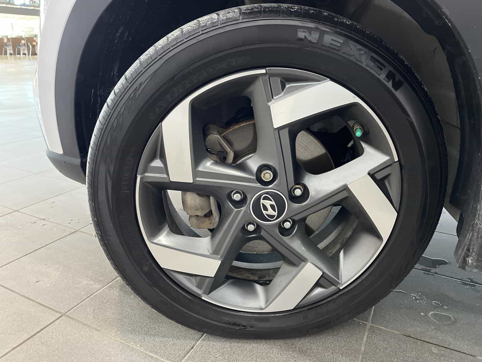 2020 Hyundai Venue Trend - Image 21