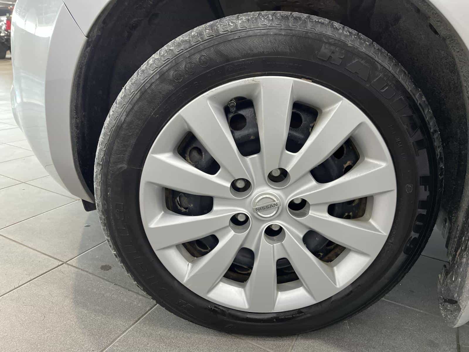 Image 18 Nissan Leaf SV 2015