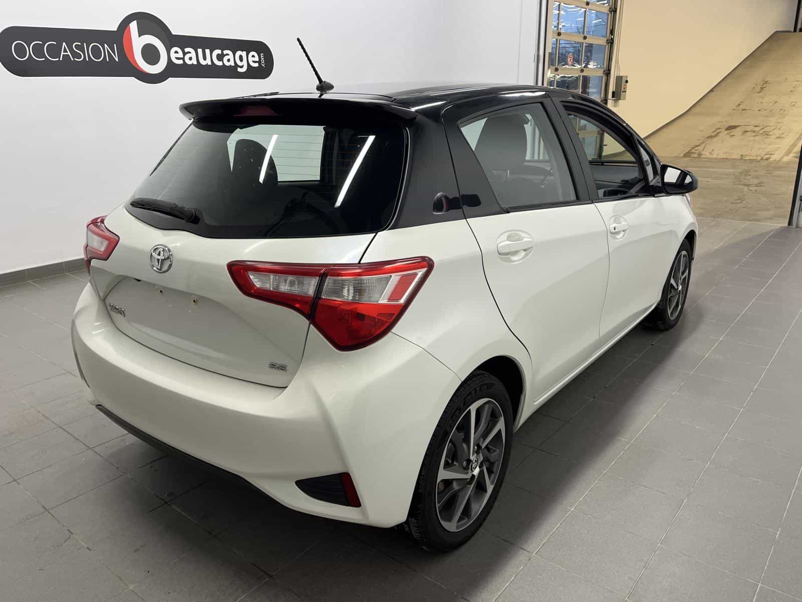2018 Toyota Yaris SE - Image 5