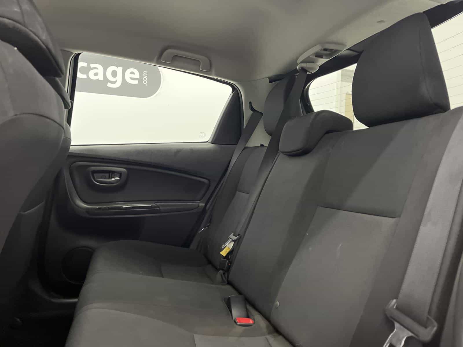 2018 Toyota Yaris SE - Image 10