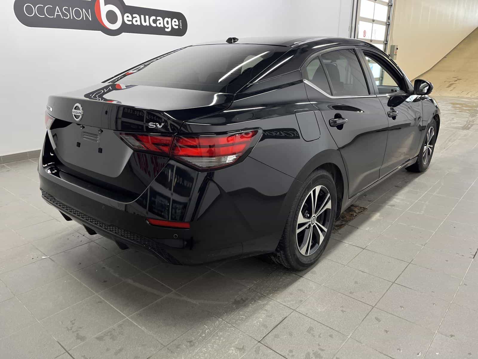 2021 Nissan Sentra SV - Image 5