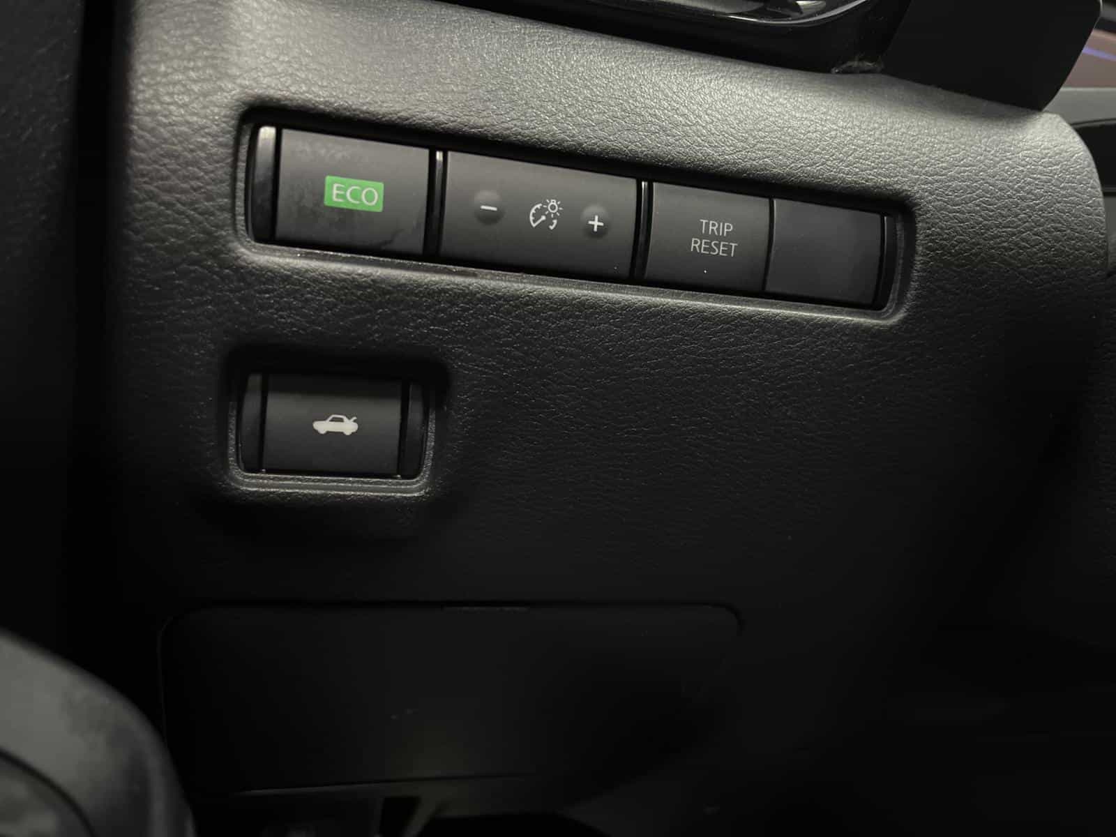 Image 14 Nissan Sentra SV 2021