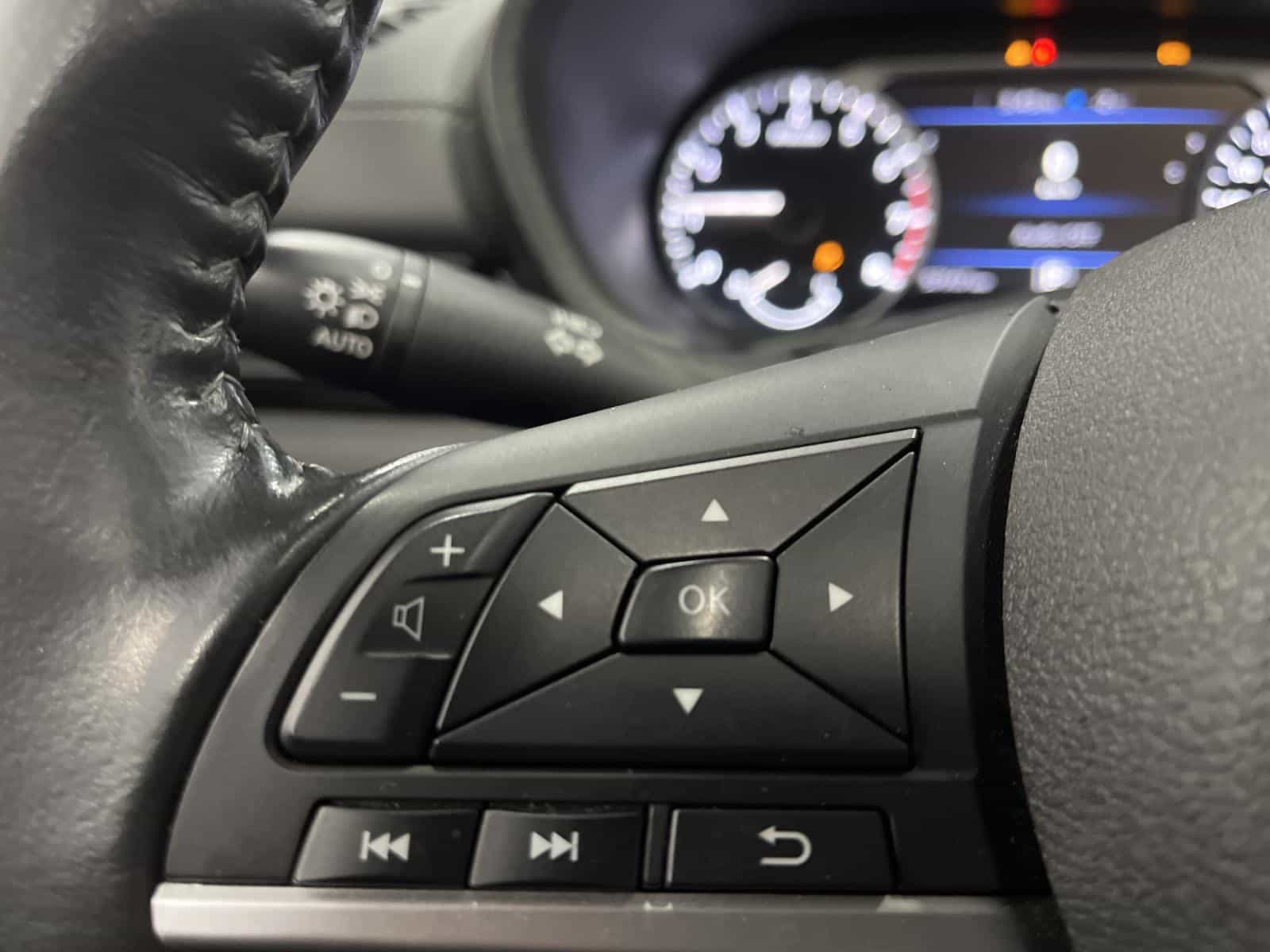 Image 15 Nissan Sentra SV 2021