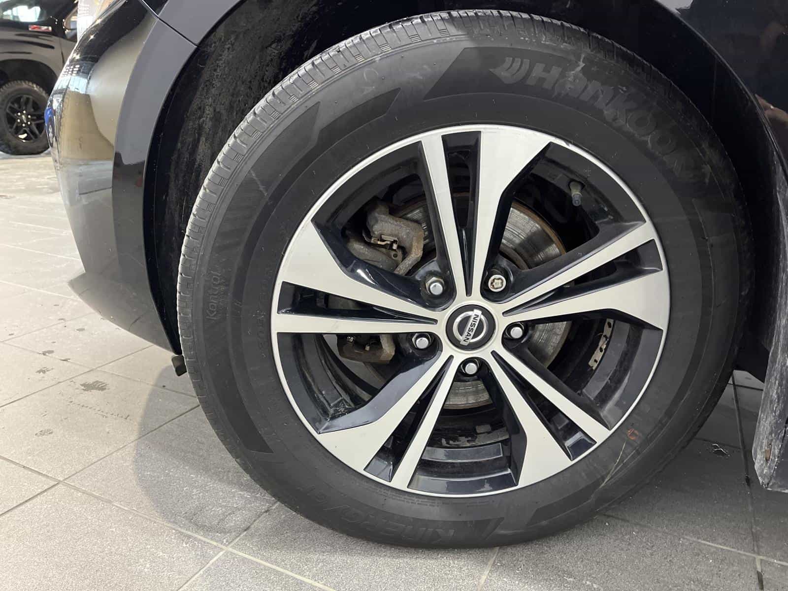 2021 Nissan Sentra SV - Image 21