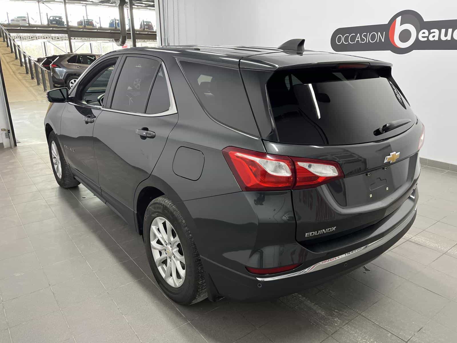 2018 Chevrolet Equinox LT - Image 3