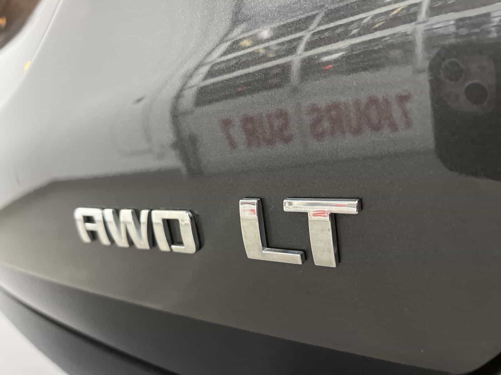 2018 Chevrolet Equinox LT - Image 22