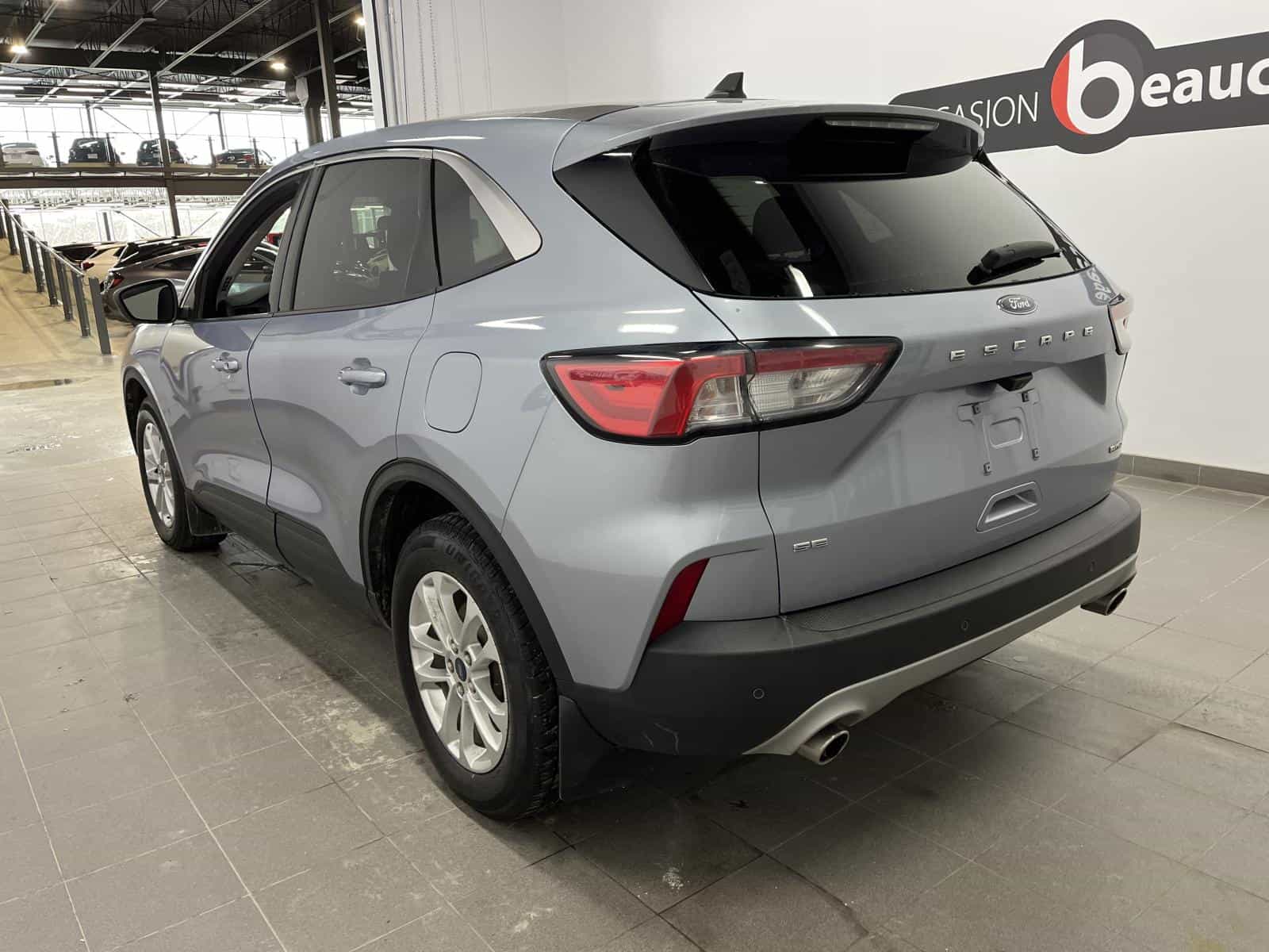 2022 Ford Escape SE - Image 3