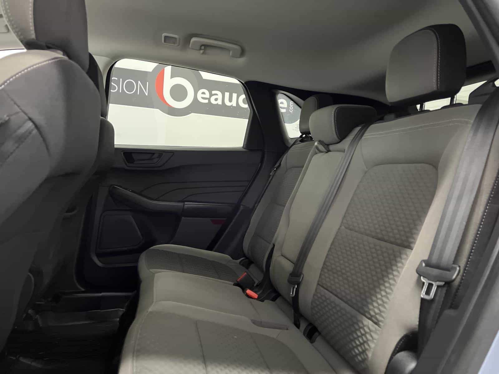 Image 10 Ford Escape SE 2022