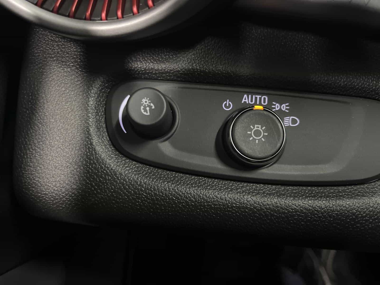 2024 Chevrolet Trax 1RS - Image 12