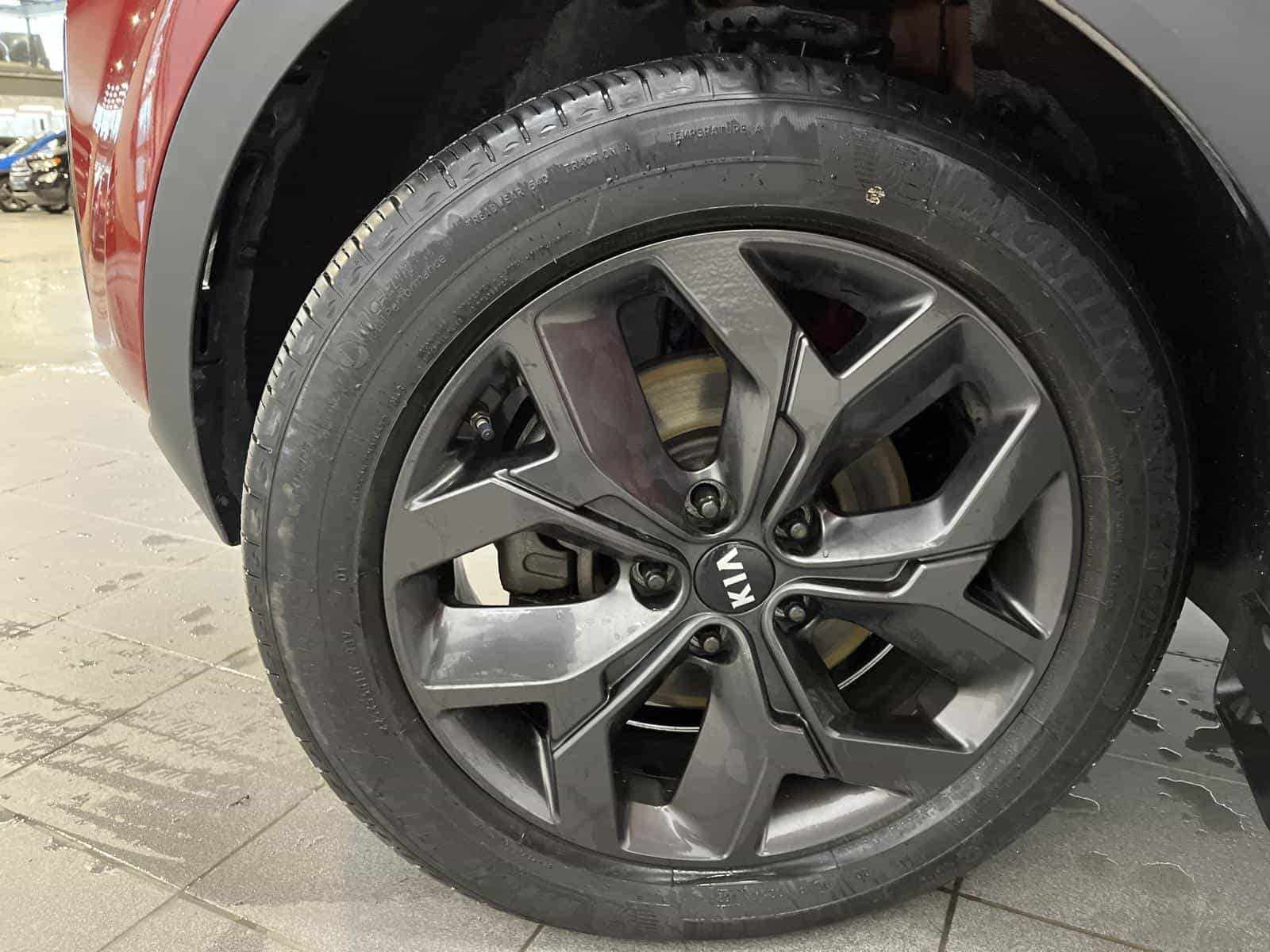 2022 Kia Sportage EX S - Image 24