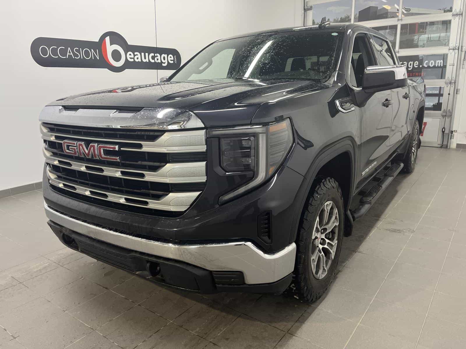 Image 1 GMC Sierra 1500 SLE 2024