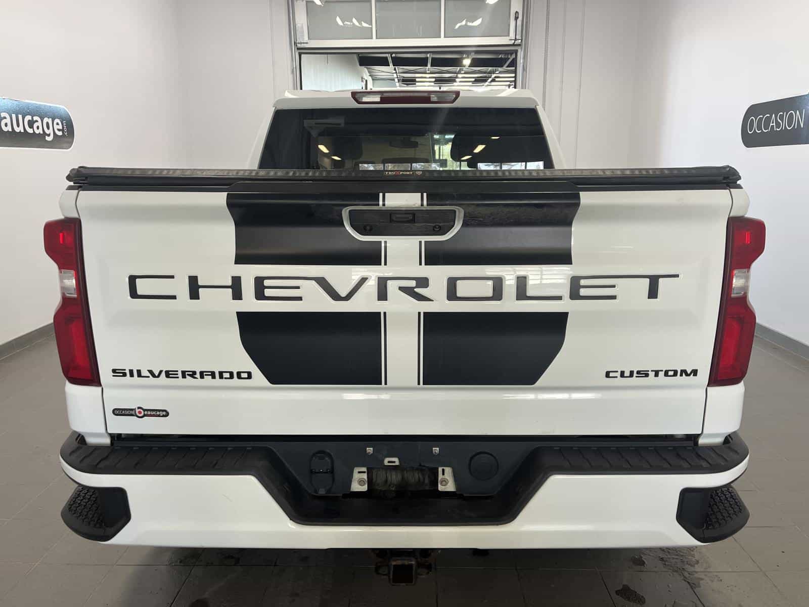 2022 Chevrolet Silverado 1500 LTD Custom - Image 4