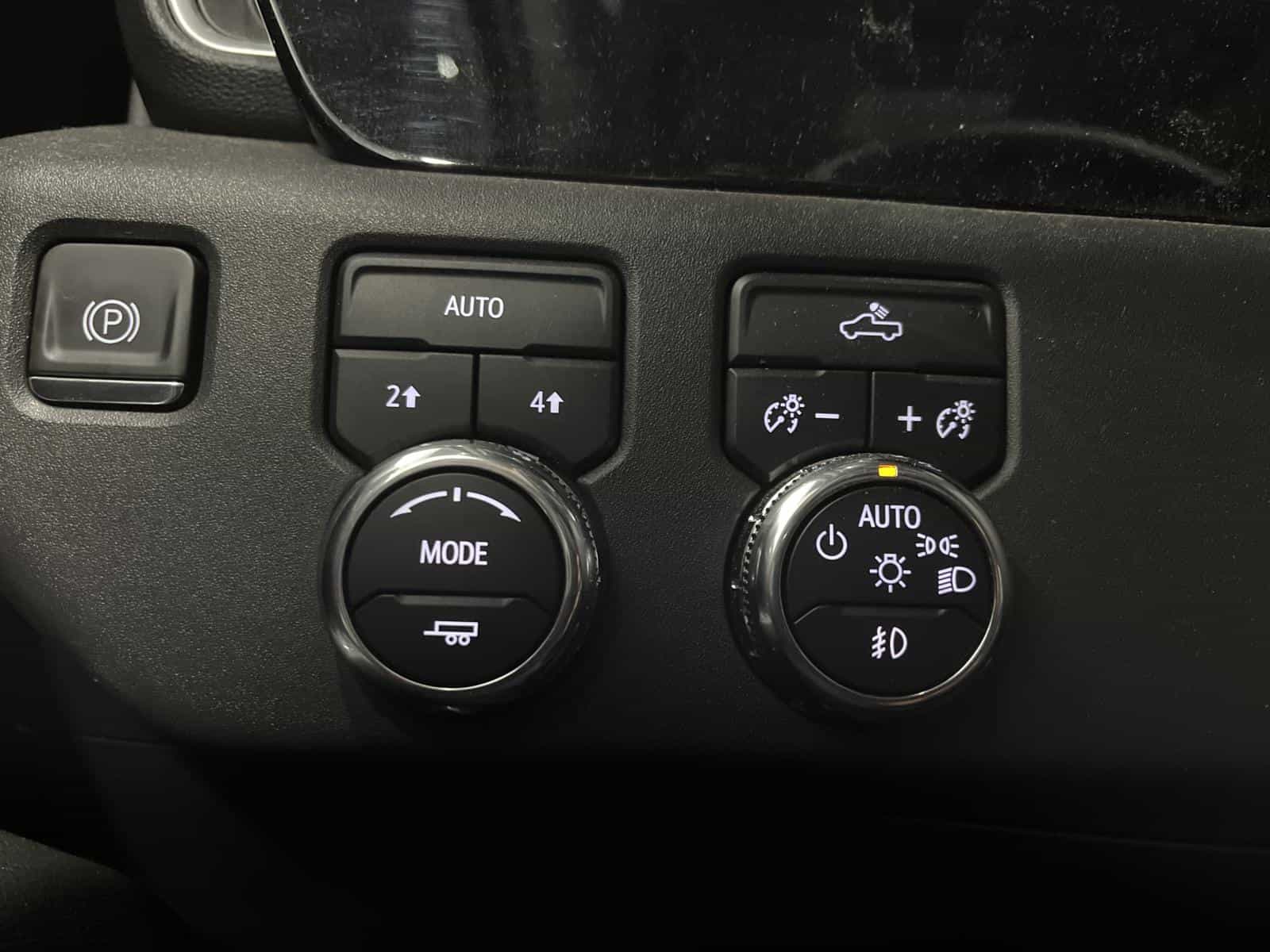 Image 14 GMC Sierra 1500 Elevation 2024