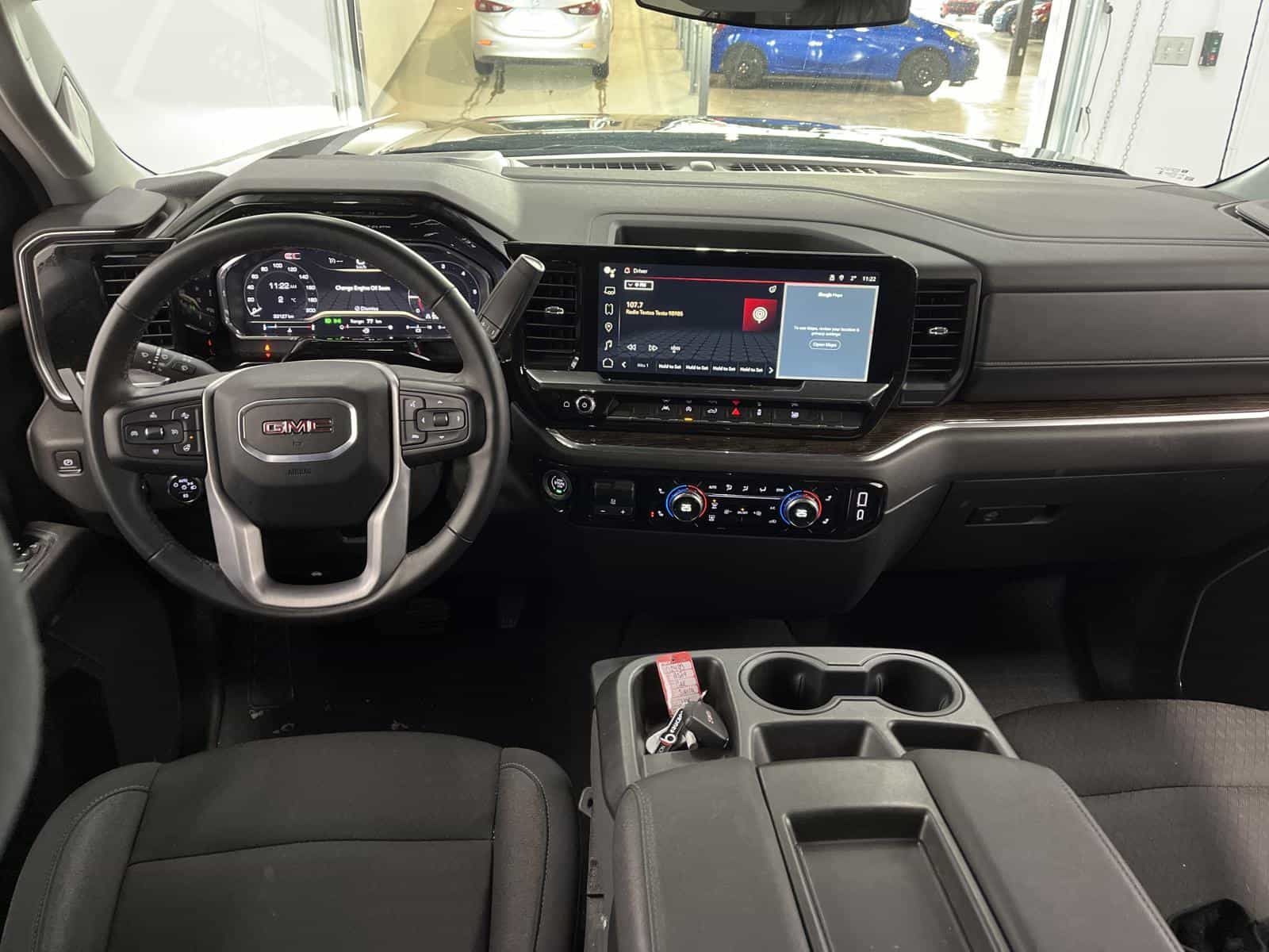 Image 20 GMC Sierra 1500 Elevation 2024