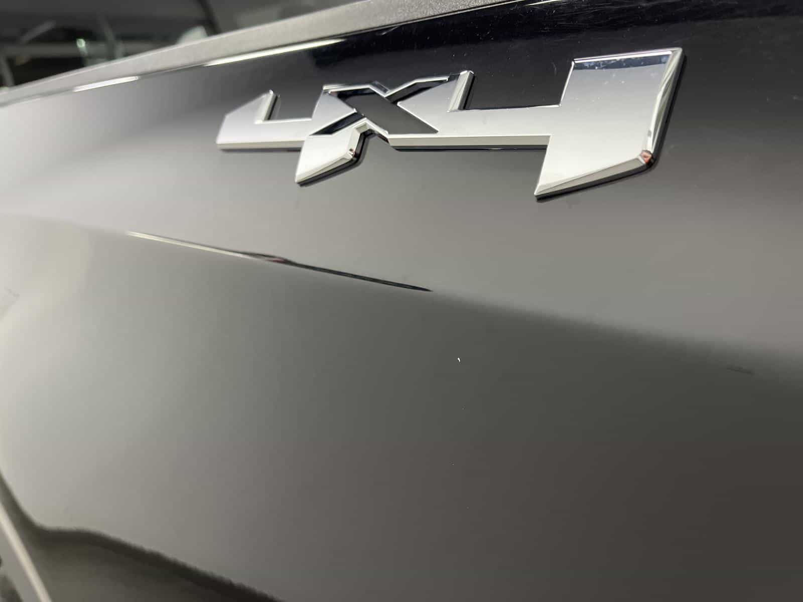 2024 GMC Sierra 1500 Elevation - Image 24