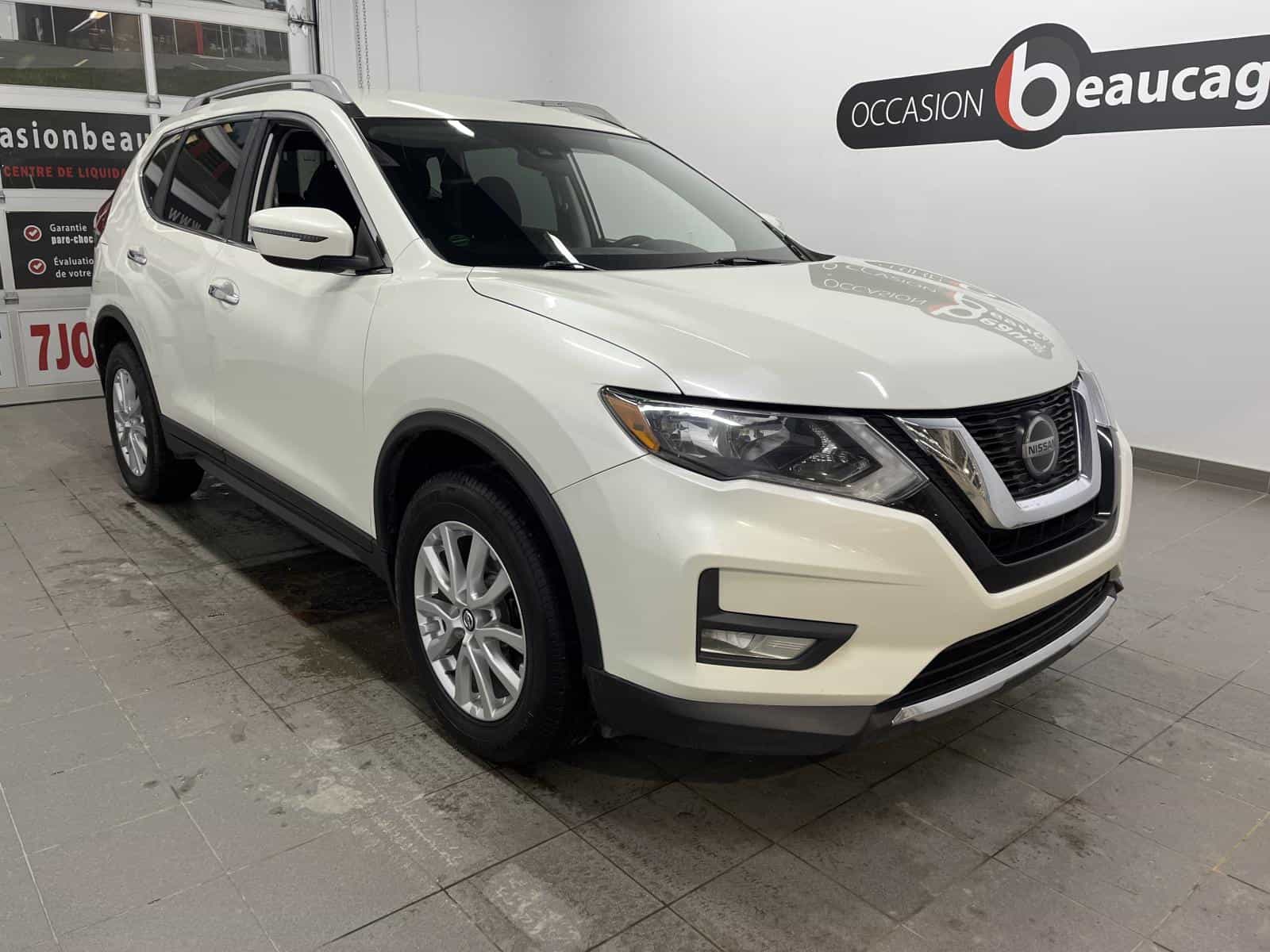 Image 6 Nissan Rogue SV 2020