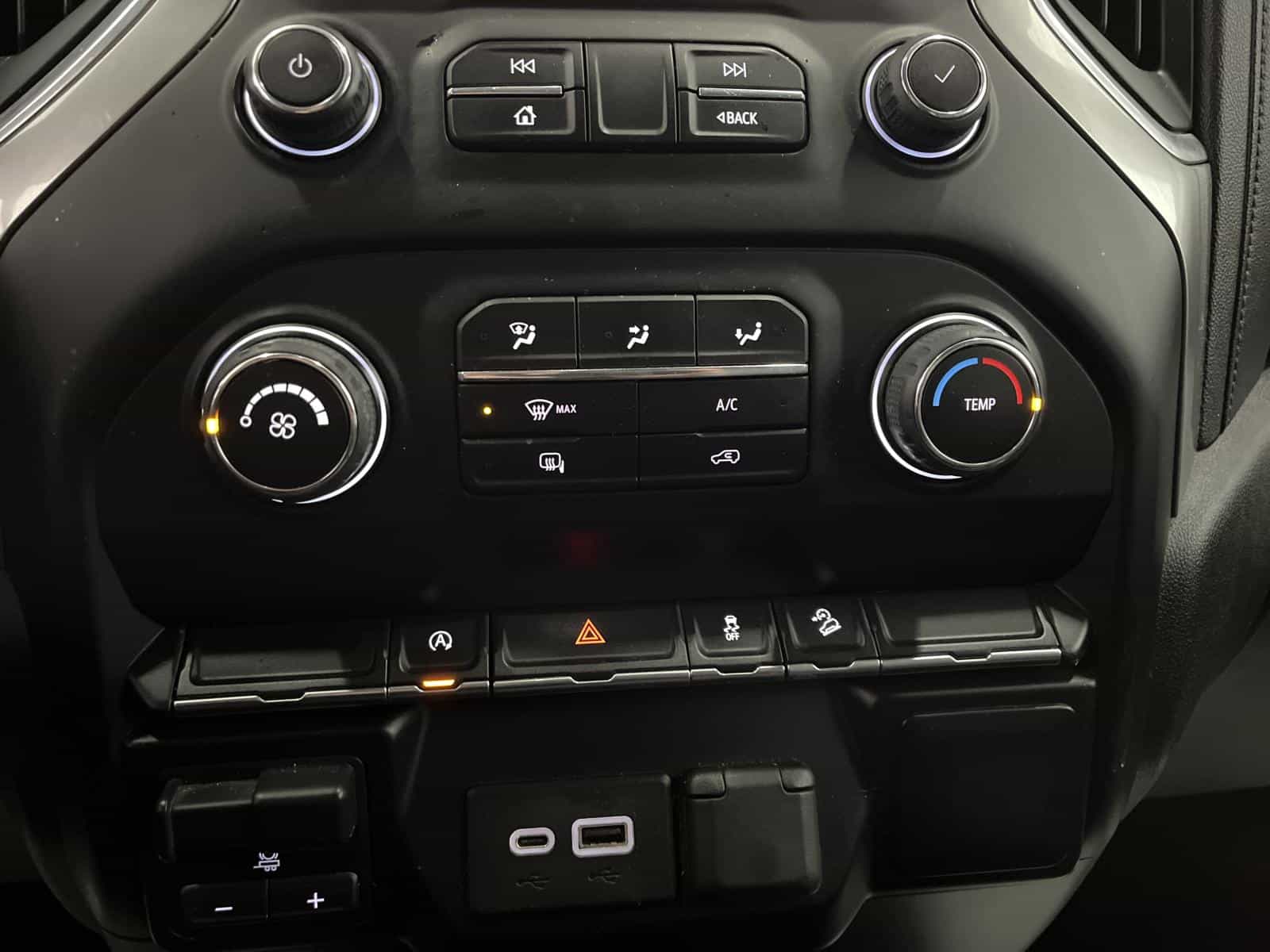 2020 Chevrolet Silverado 1500 LT - Image 18