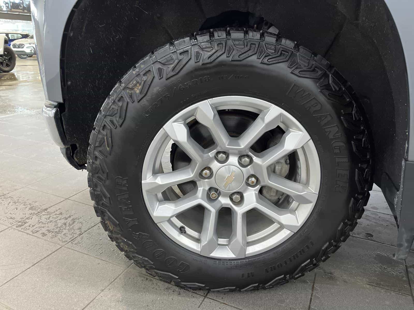 2020 Chevrolet Silverado 1500 LT - Image 23