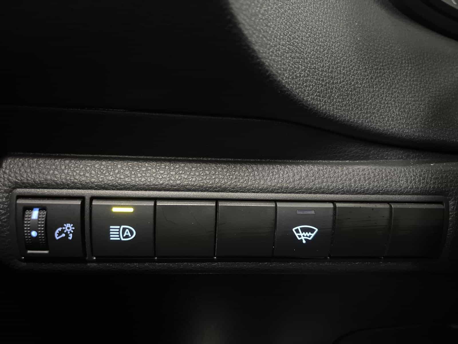 2022 Toyota Corolla - Image 12