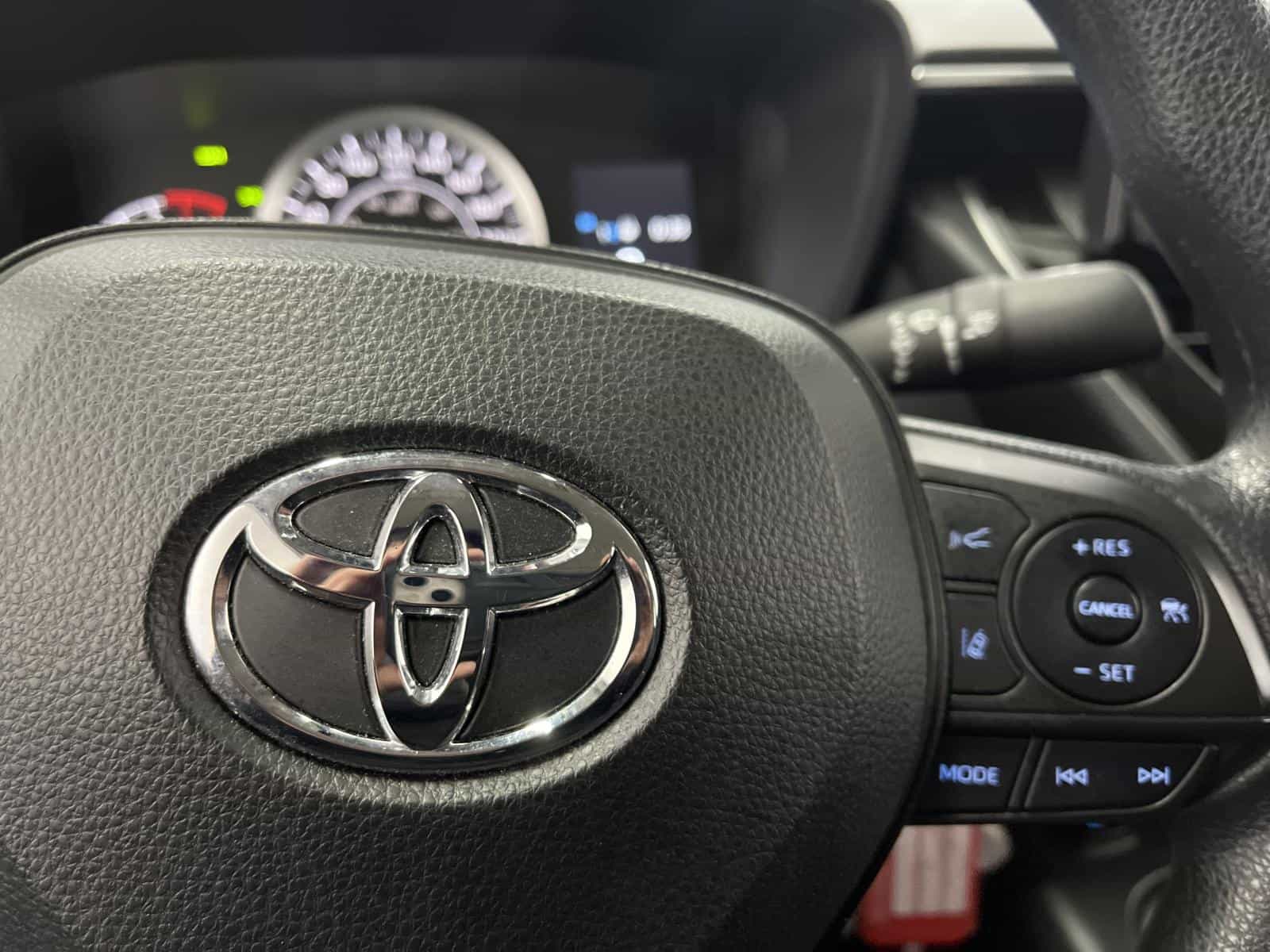 2022 Toyota Corolla - Image 15