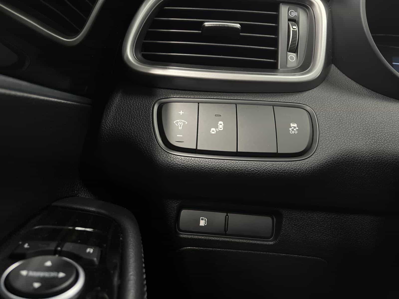 2020 Kia Sorento LX+V6 - Image 14