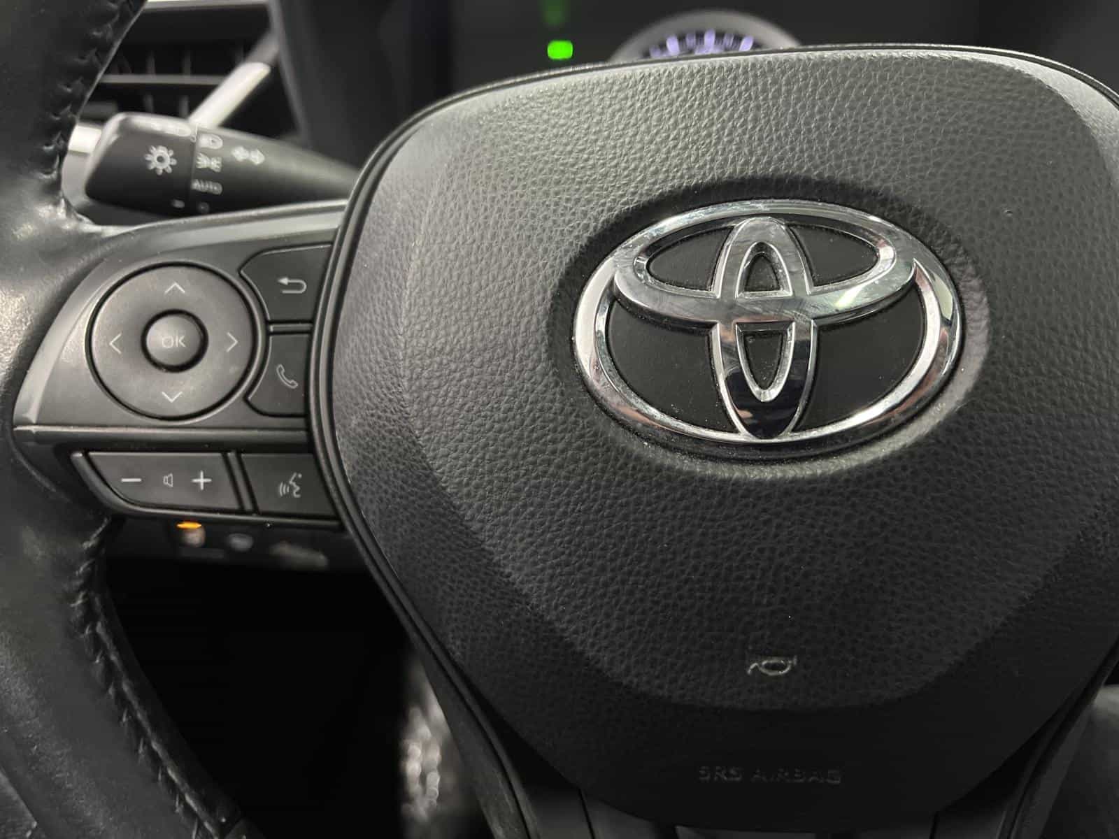 2020 Toyota Corolla LE - Image 14