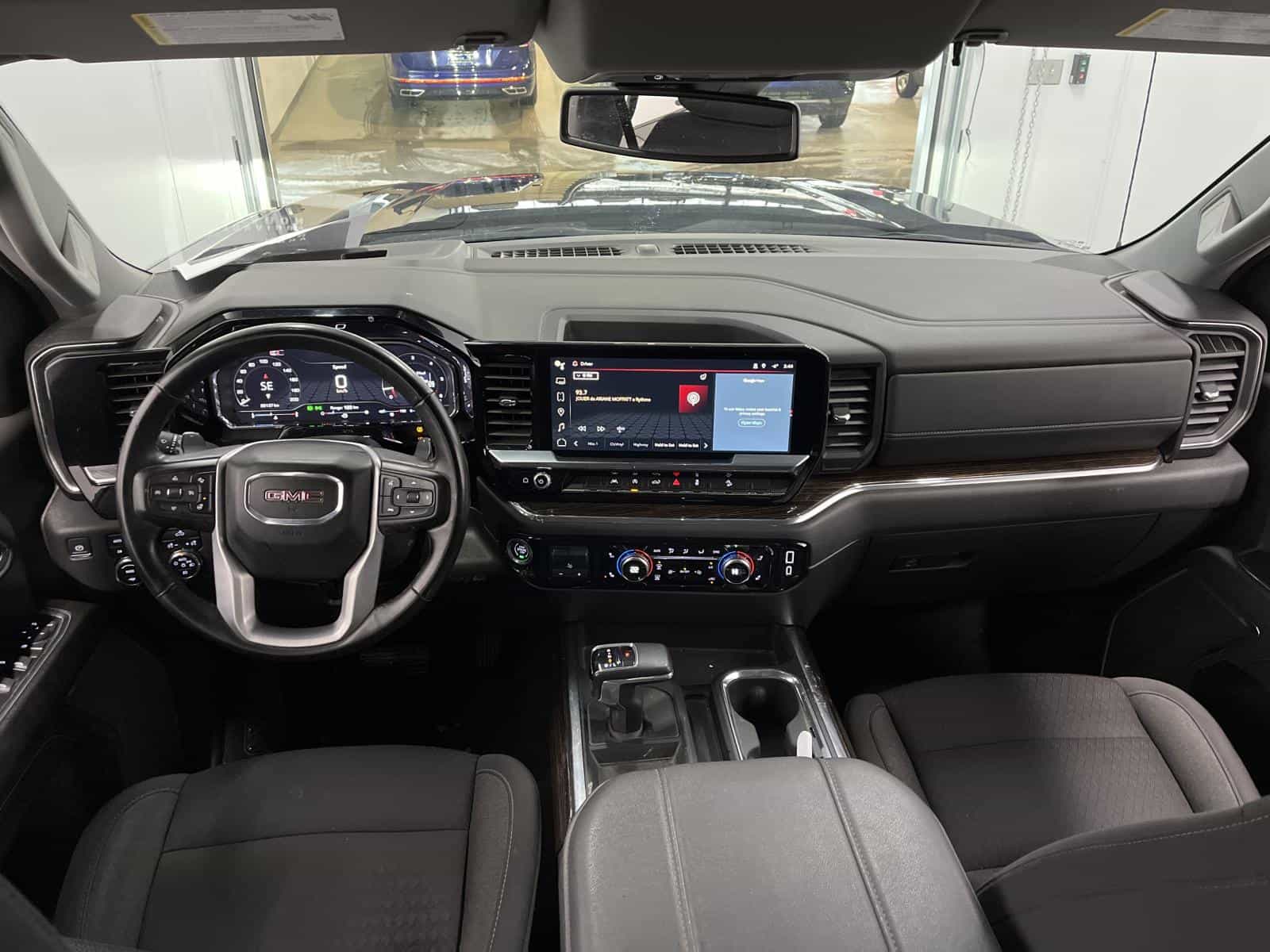 2024 GMC Sierra 1500 Elevation - Image 20