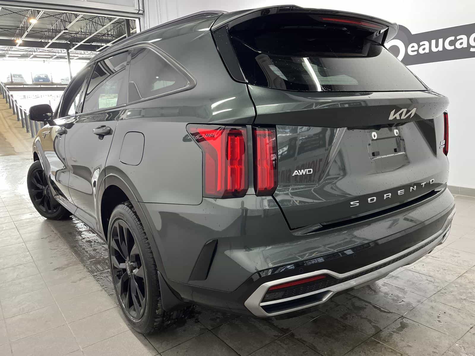 Image 3 Kia Sorento EX+ 2022