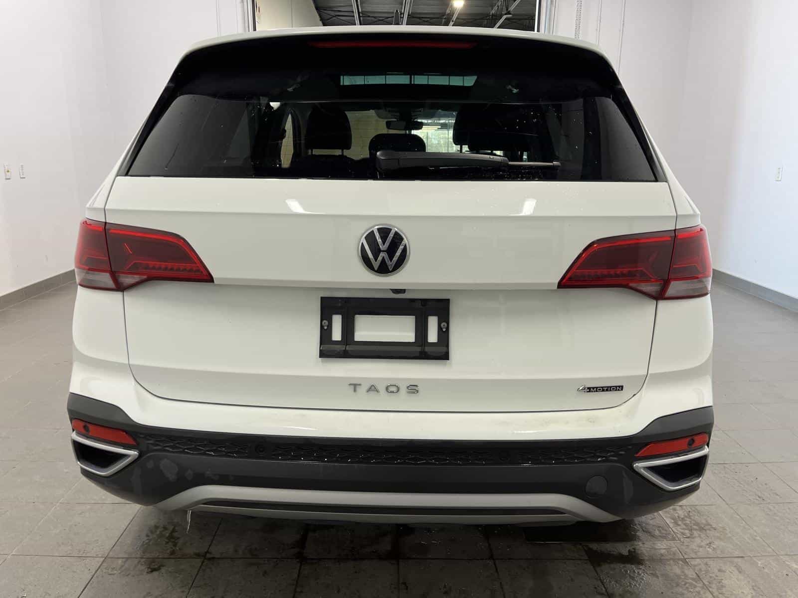 2024 Volkswagen Taos Highline - Image 4