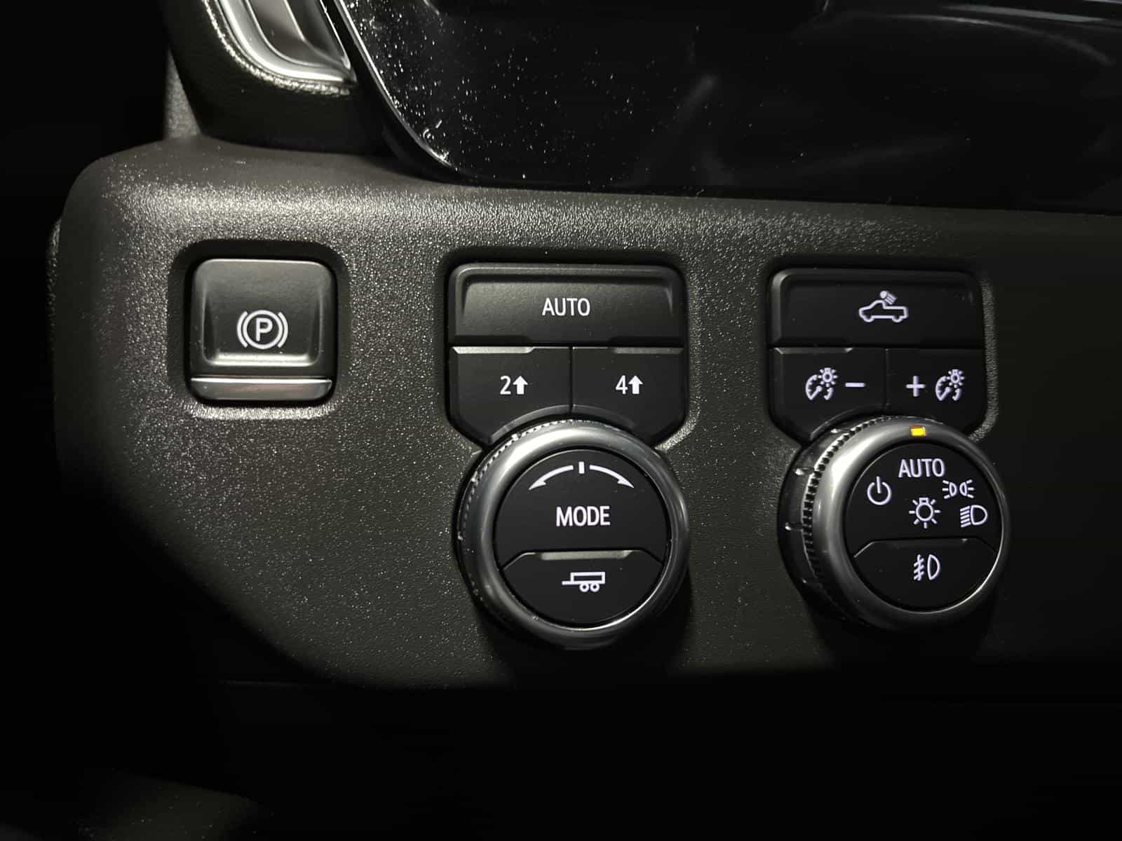 Image 14 GMC Sierra 1500 Elevation 2024