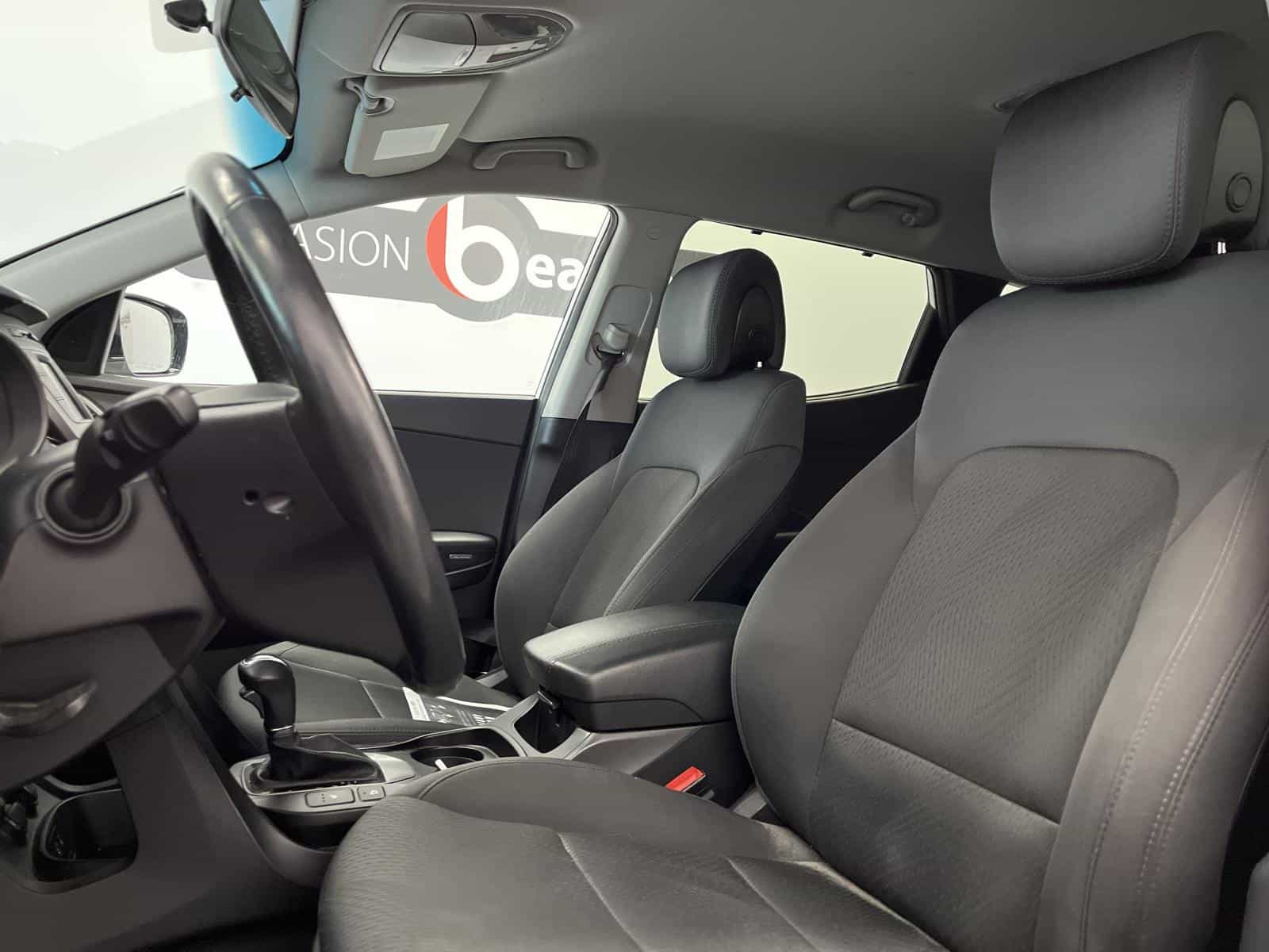 2017 Hyundai Santa Fe Sport Premium - Image 8