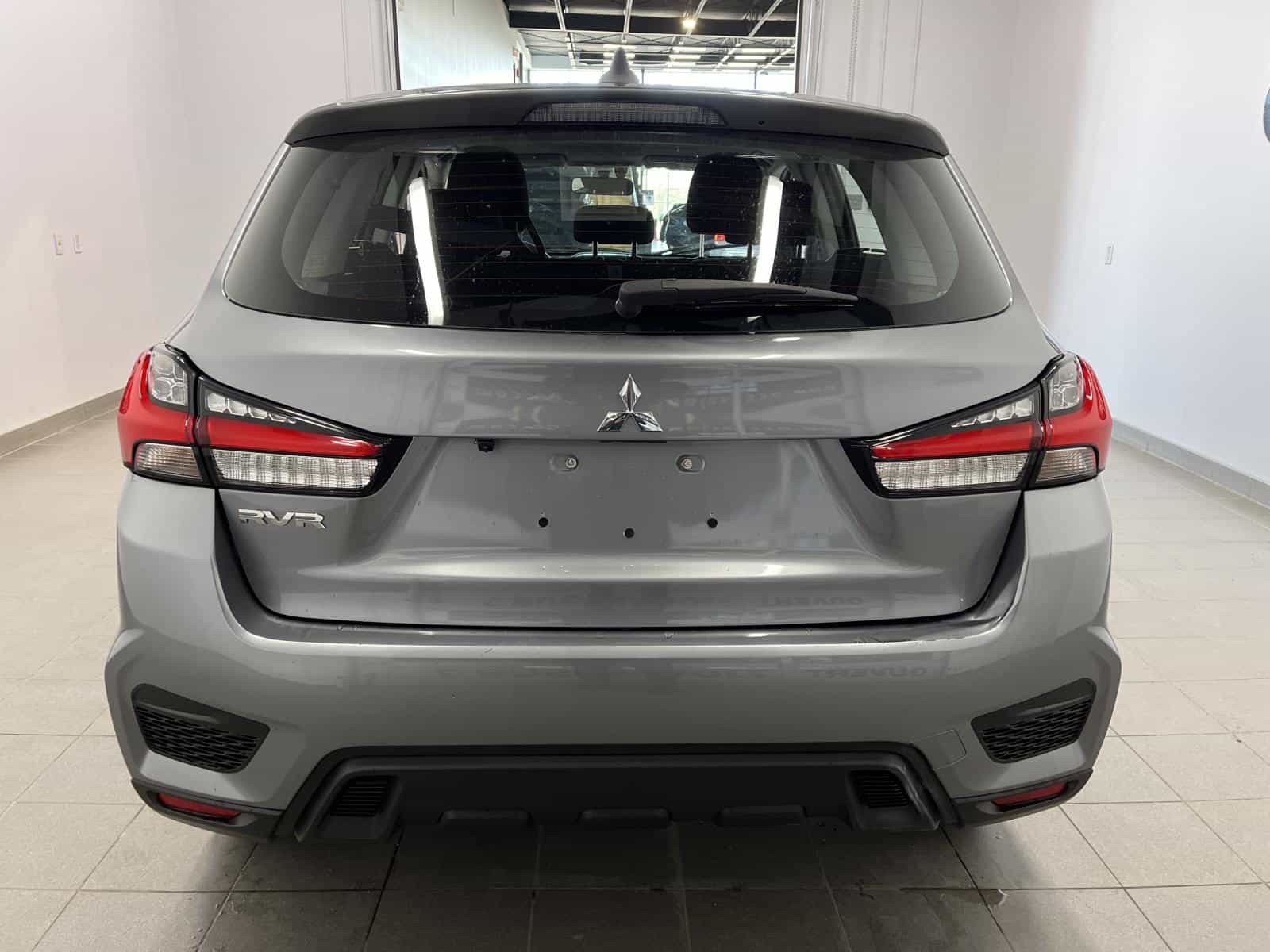 2023 Mitsubishi RVR - Image 4